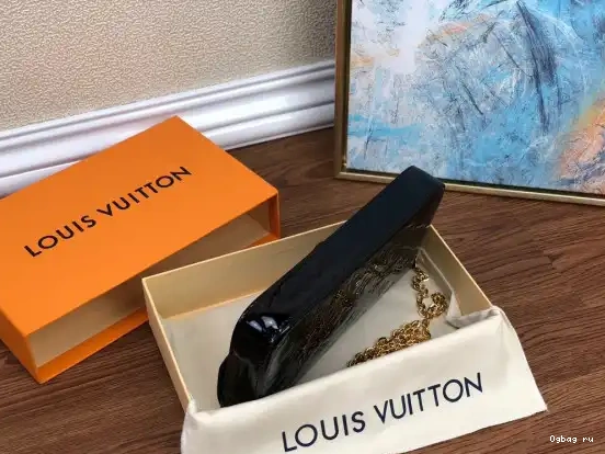 LOUIS POCHETTE FÉLICIE VUITTON 0625